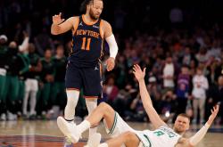 波士顿凯尔特人迎战纽约尼克斯：波神回归能否力挽狂澜？