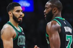 波士顿凯尔特人：想重建王朝却又要出售主力，究竟何缘由？