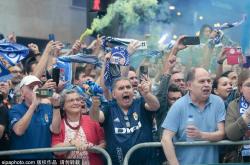 巴萨夜战莱万特：高温下的智慧对策