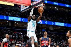 夏洛特黄蜂内线新星马克-威廉姆斯即将再度成为交易焦点？