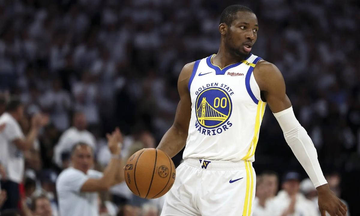 萨克拉门托国王对库明加展开报价，勇士态度坚决