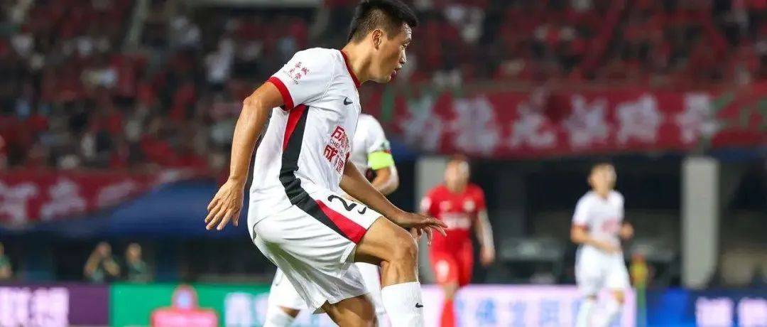 总价5200万镑!阿森纳官宣今夏第四签,23岁切尔西边锋马杜埃凯加盟