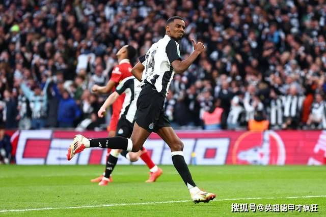 纽卡斯尔或卖伊萨克给沙特联!做账冲动弥漫在英超和欧洲空气中!