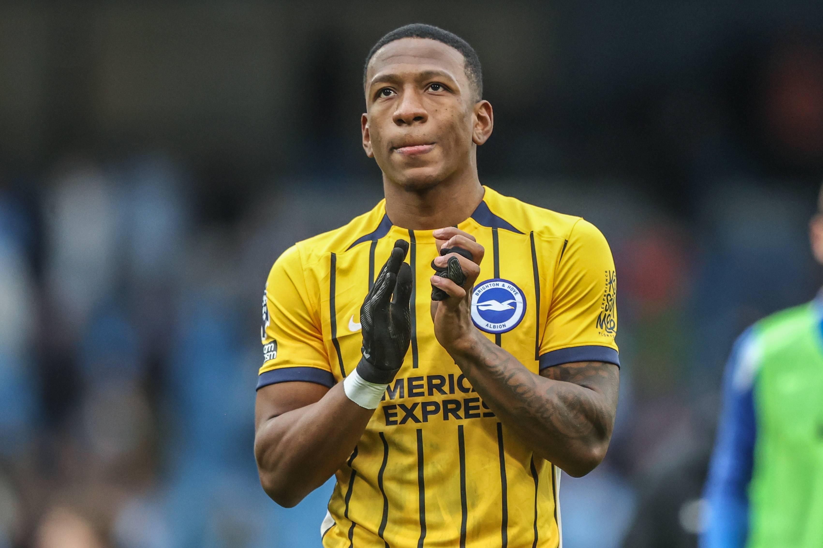 佩杜拉:米兰有意签下后卫埃斯图皮尼安 布莱顿要价2500万欧+奖金