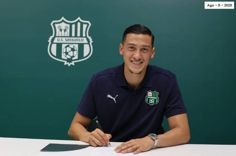 现担任印尼国家队队长,萨索洛官方:印尼归化国脚伊泽斯转会加盟