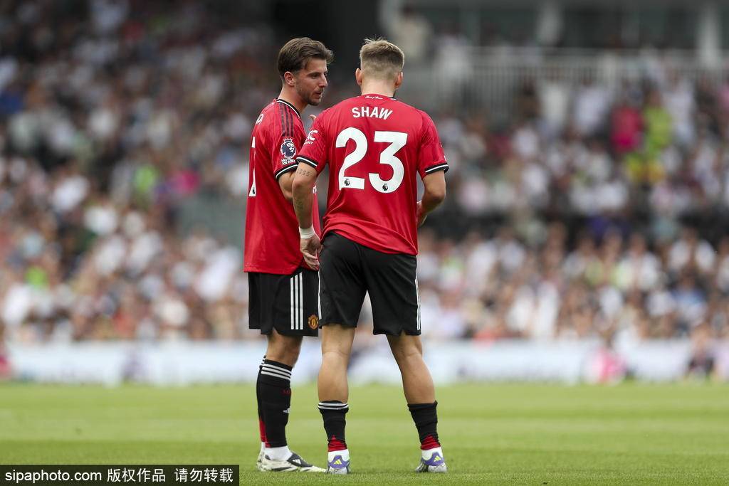 换帅的威力?曼联2轮不胜回降级区附近 热刺2连胜0失球