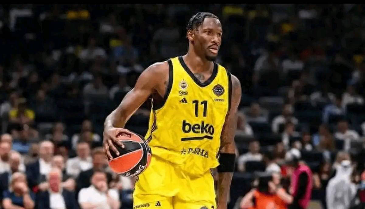 菲尼克斯太阳签约奈杰尔-海斯-戴维斯,球队迎来新火力