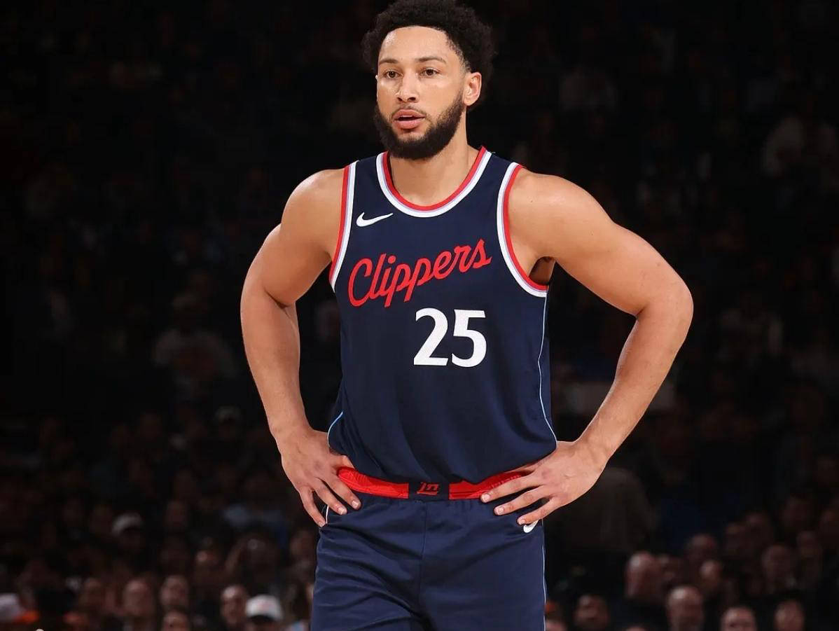 本西蒙斯拒绝纽约尼克斯的合同报价，职业生涯前途渺茫